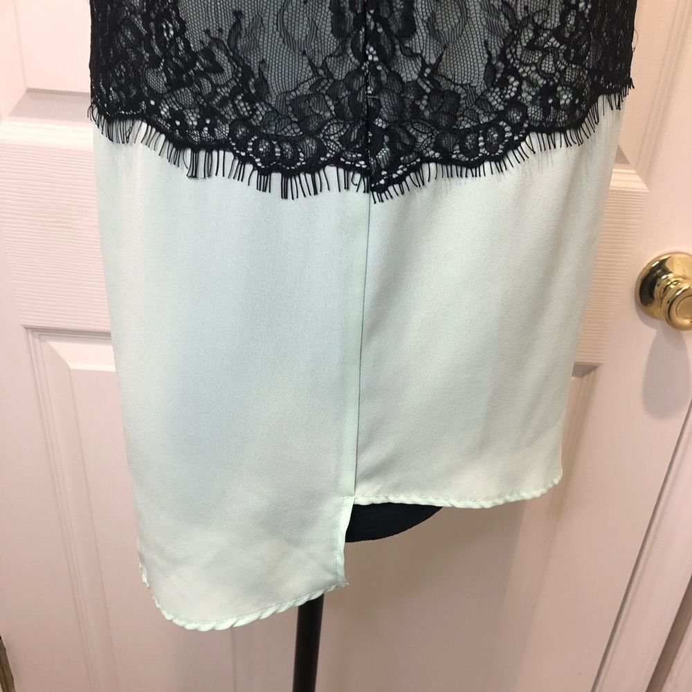 Mona B mint green with black lace blouse - Picture 8 of 14